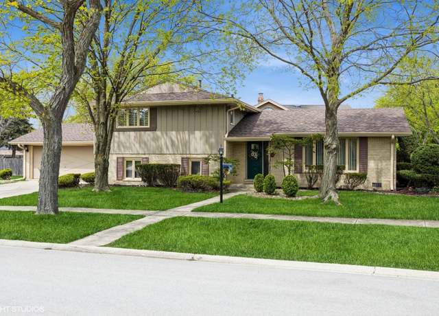Property at 14424 S Heather Ln, Homer Glen, IL 60491, 3 beds, 2 baths