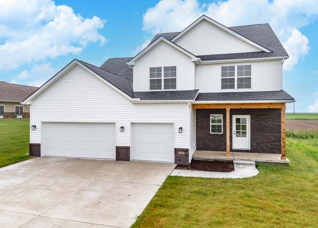 Property at 1313 Woodbine Rd, Bloomington, IL 61704, 4 beds, 3.5 baths