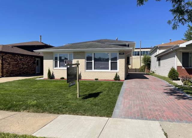 Property at 13912 S Manistee Ave, Burnham, IL 60633, 3 beds, 2 baths