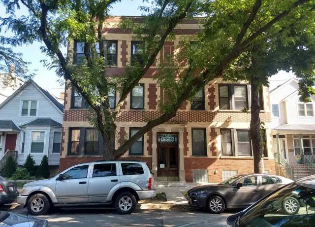Property at 2046 W Cuyler Ave Unit 3W, Chicago, IL 60618, 2 beds, 1 bath