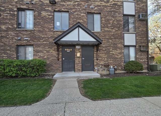 Property at 109 Gregory St #13, Aurora, IL 60504, 1 bed, 1.5 baths