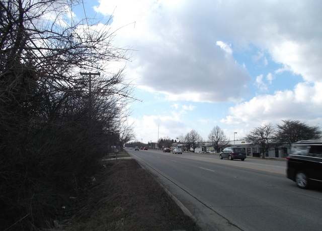 Property at 427 E Il Route 83, Mundelein, IL 60060