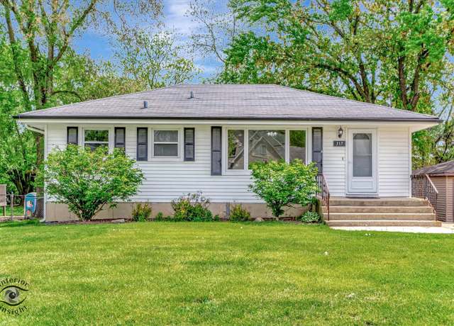 Property at 317 N Fairfield Ave, Lombard, IL 60148, 3 beds, 1 bath