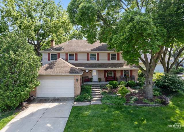 Property at 6382 Twin Oaks Ln, Lisle, IL 60532, 4 beds, 2.5 baths