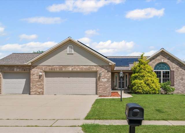 Property at 402 Wesley Ave, Savoy, IL 61874, 4 beds, 3 baths