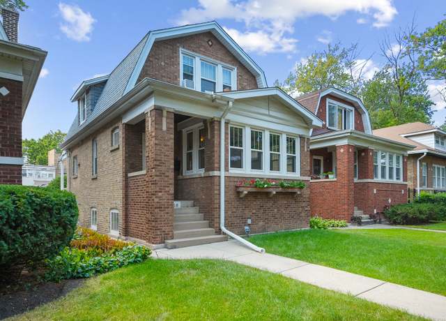 Property at 4850 N Kostner Ave, Chicago, IL 60630, 2 beds, 1.5 baths