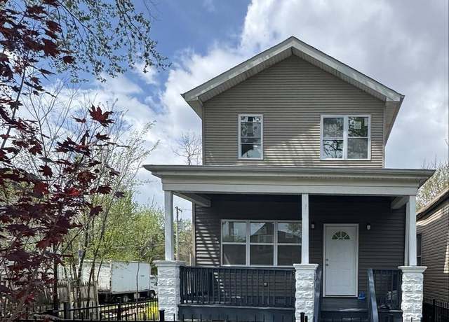 Property at 6420 S Bishop St, Chicago, IL 60636, 6 beds, 3 baths