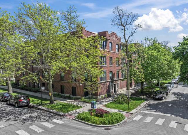 Property at 7029 N Greenview Ave Unit 2S, Chicago, IL 60626, 2 beds, 1 bath