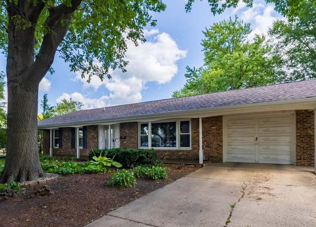 Property at 607 N Northview Dr, Fairbury, IL 61739, 3 beds, 2 baths