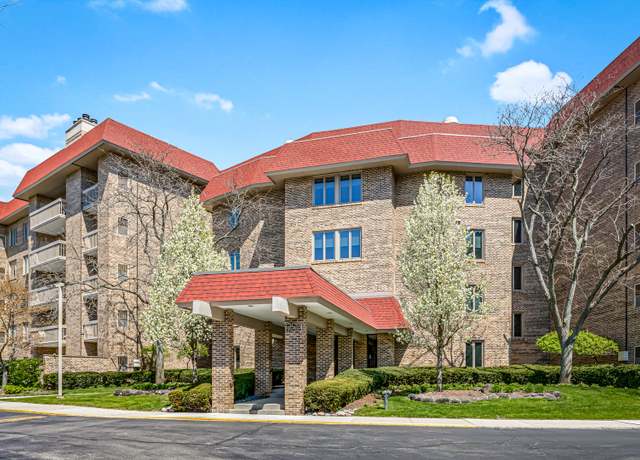 Property at 1250 Rudolph Rd Unit 1C, Northbrook, IL 60062, 2 beds, 1.5 baths