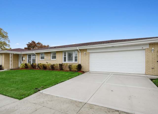 Property at 4141 Mulford St, Skokie, IL 60076, 5 beds, 2.5 baths