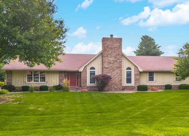 Property at 15852 Crestwicke Dr, Bloomington, IL 61705, 3 beds, 3 baths