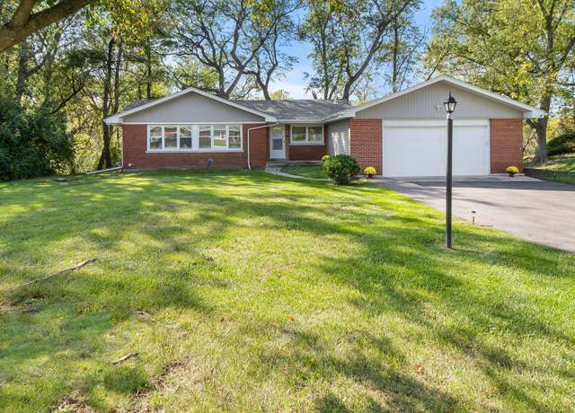 Property at 820 Exmoor Rd, Olympia Fields, IL 60461, 4 beds, 2.5 baths
