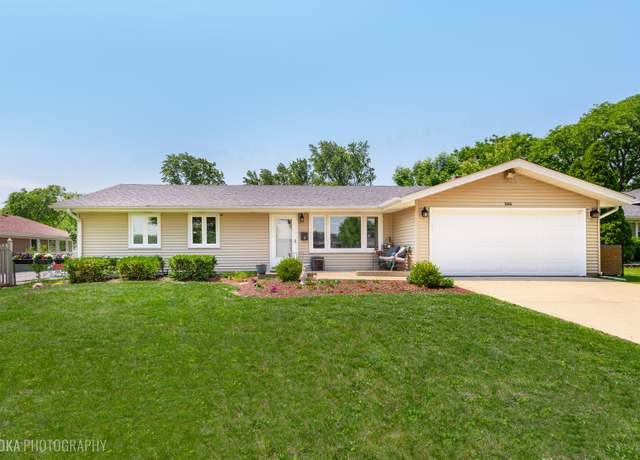 Property at 106 Grand Central Ln, Schaumburg, IL 60193, 3 beds, 1.5 baths