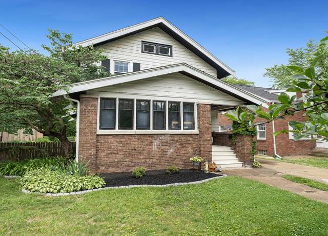Property at 324 N Prospect St, Rockford, IL 61107, 3 beds, 1.5 baths