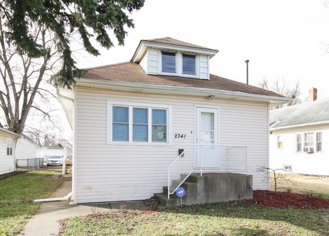 Property at 2341 W 144th Pl, Posen, IL 60469, 4 beds, 2 baths