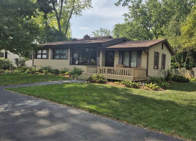 Property at 1214 Brandywine Cir, Batavia, IL 60510, 4 beds, 2.5 baths