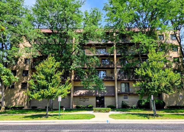 Property at 1380 Oakwood Ave #204, Des Plaines, IL 60016, 2 beds, 2 baths
