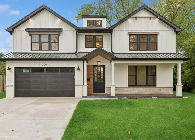 Property at 709 W Fairview St, Arlington Heights, IL 60005, 4 beds, 4.5 baths