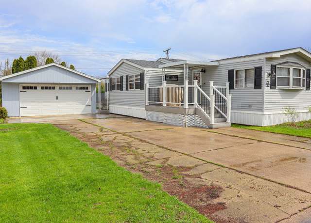 Property at 7 Countryside Ests, Sandwich, IL 60548, 2 beds, 1.5 baths