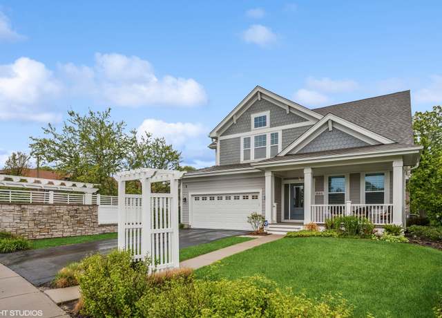 Property at 805 Timbers Edge Ln, Northbrook, IL 60062, 3 beds, 3.5 baths