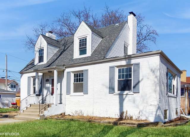 Property at 302 N Lind Ave, Hillside, IL 60162, 4 beds, 2 baths