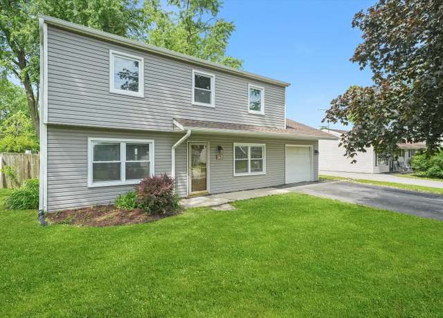 Property at 163 Queenswood Rd, Bolingbrook, IL 60440, 4 beds, 2.5 baths