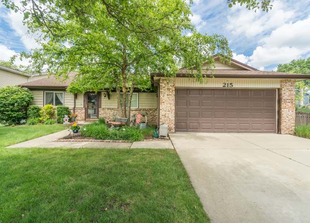 Property at 215 Chase Ct, Bolingbrook, IL 60440, 3 beds, 2 baths