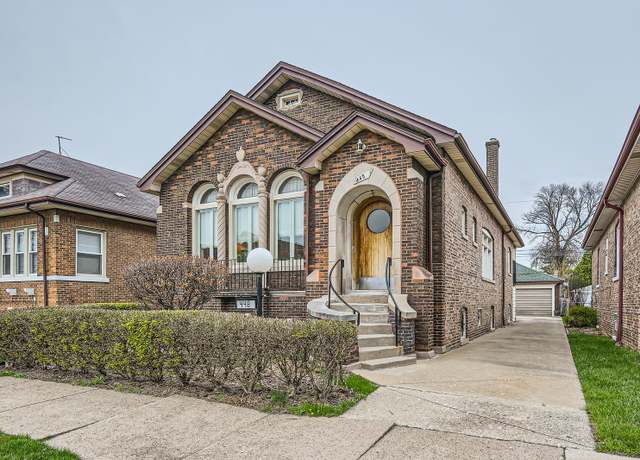 Property at 448 E 89th St, Chicago, IL 60619, 3 beds, 2.5 baths