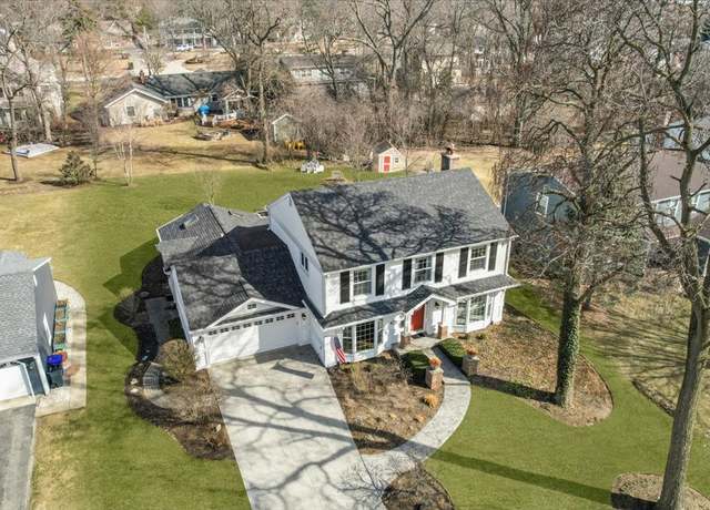 Property at 73 Brandon Ave, Glen Ellyn, IL 60137, 4 beds, 3.5 baths