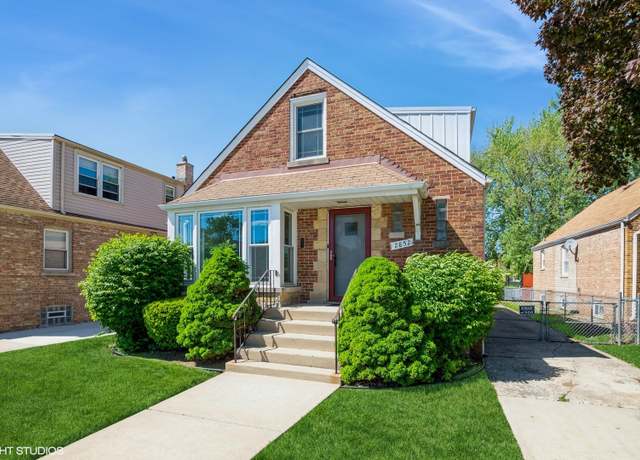 Property at 2852 W 84th Pl, Chicago, IL 60652, 4 beds, 2 baths