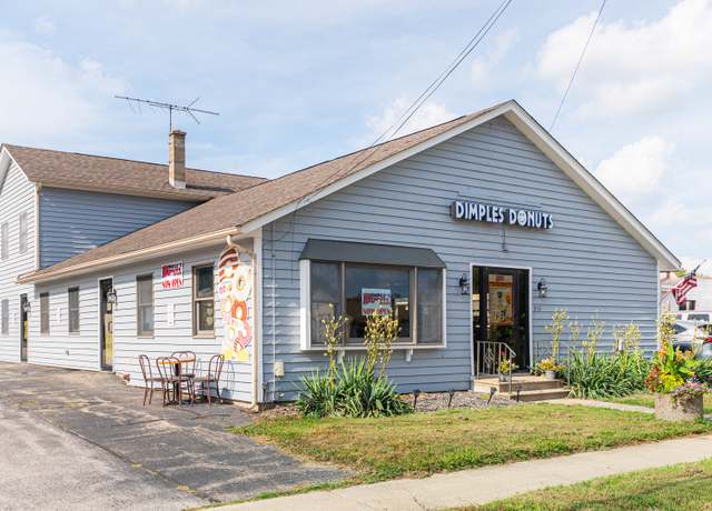 Property at 833 E Wilson St, Batavia, IL 60510