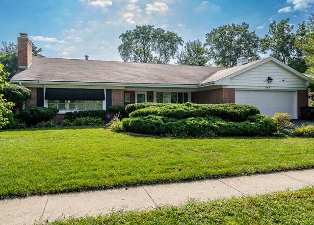 Property at 909 Woodlane Ave, Rockford, IL 61107, 3 beds, 3 baths