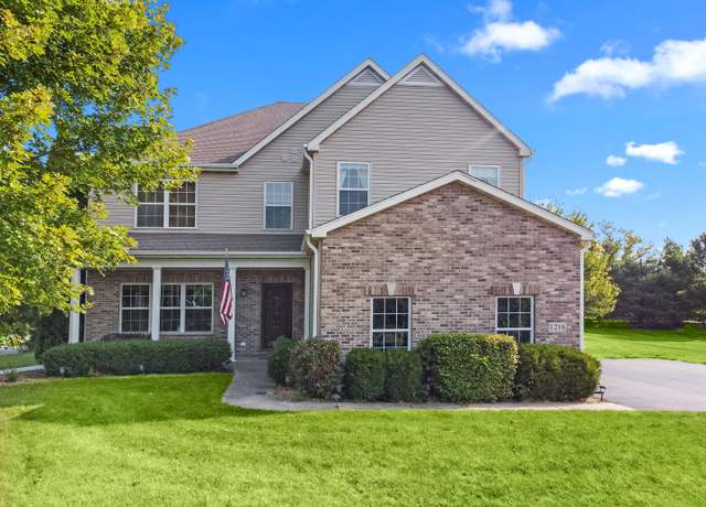 Property at 1216 Bridget Ct, Fontana, WI 53125, 4 beds, 2.5 baths