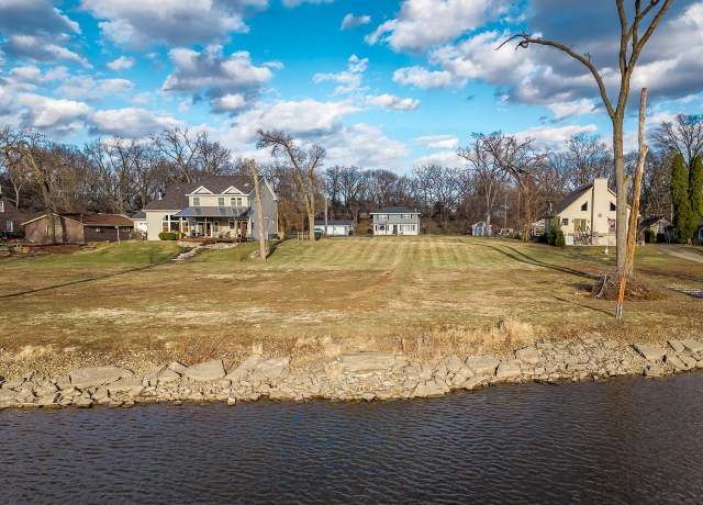 Property at 99xx Queen Oaks Dr, Machesney Park, IL 61115