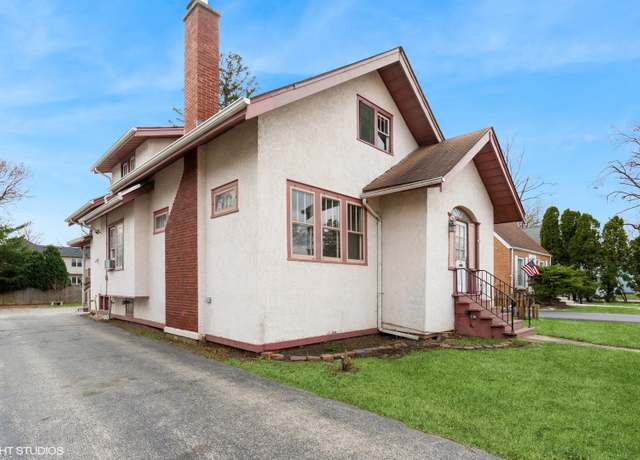 Property at 246 E North Ave, Elmhurst, IL 60126, 4 beds, 2 baths