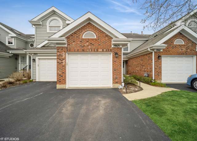 Property at 1963 N Stillwater Rd, Arlington Heights, IL 60004, 2 beds, 2.5 baths