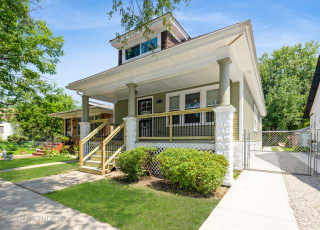 Property at 10739 S La Salle St, Chicago, IL 60628, 4 beds, 3 baths