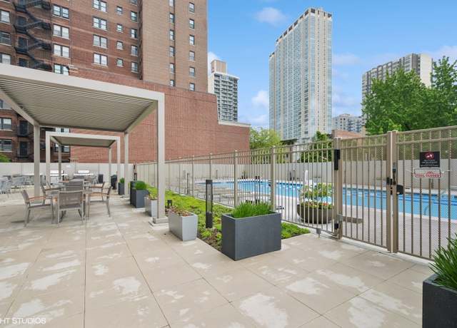 Property at 555 W Cornelia Ave #409, Chicago, IL 60657, 1 bath