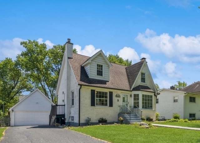 Property at 127 S Ashland Ave, Palatine, IL 60074, 4 beds, 2 baths