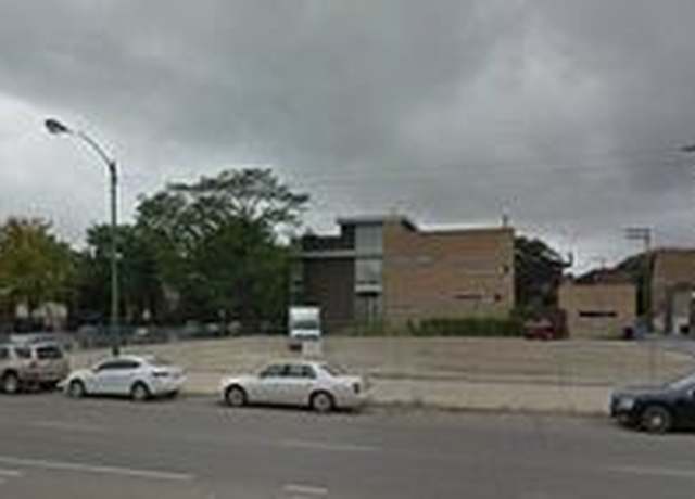 Property at 700 N Ashland Ave, Chicago, IL 60622