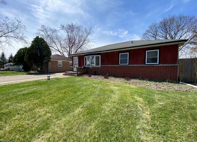 Property at 5S416 Vest Ave, Naperville, IL 60563, 3 beds, 1 bath