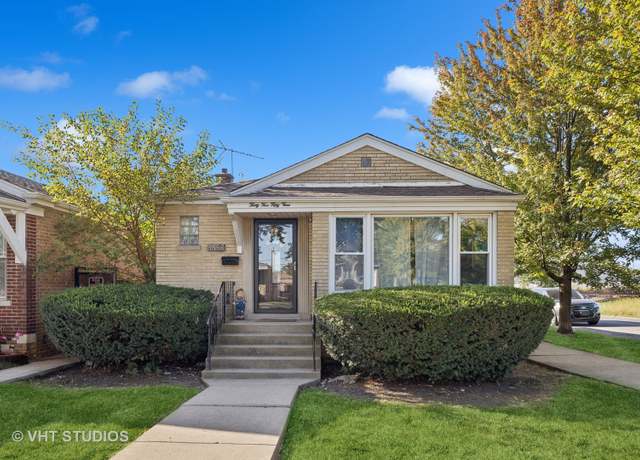 Property at 3553 W 77th St, Chicago, IL 60652, 6 beds, 2 baths