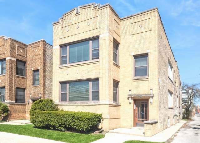 Property at 2614 W Lunt Ave, Chicago, IL 60645, 7 beds, 3 baths