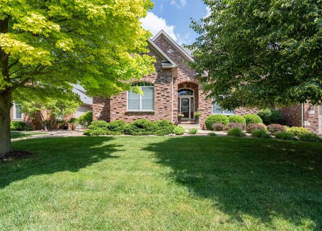 Property at 18 Stonebrook Ct, Bloomington, IL 61704, 4 beds, 4.5 baths