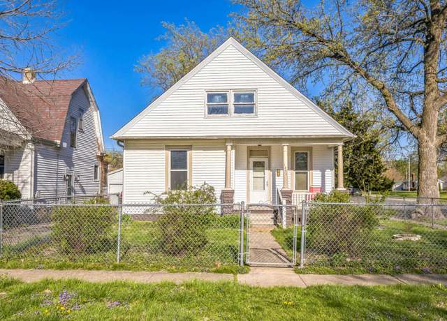 Property at 1002 N Osburn Ave, Springfield, IL 62702, 1 bed, 1 bath