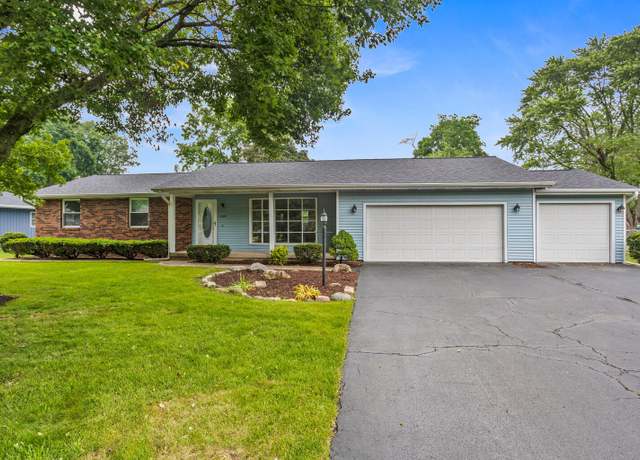 Property at 2409 Valkar Ln, Champaign, IL 61822, 3 beds, 2 baths