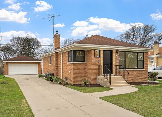 Property at 1136 Homestead Rd, La Grange Park, IL 60526, 5 beds, 2 baths