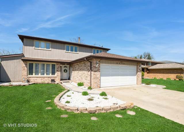 Property at 8036 S Fawn Trl, Justice, IL 60458, 4 beds, 2.5 baths