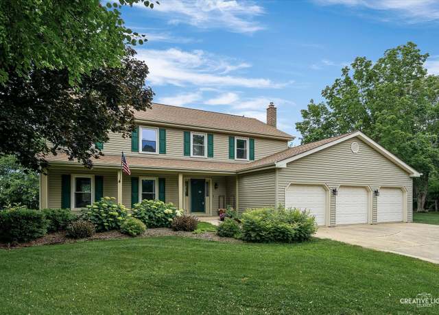 Property at 140 Crystal Ln, Bartlett, IL 60103, 4 beds, 2.5 baths
